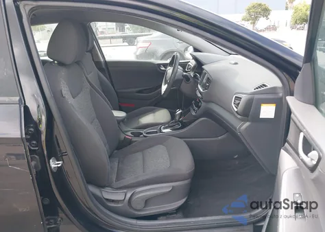 2019 Hyundai Ioniq Hybrid Blue z USA, uszkodzony, nr VIN KMHC65LC5KU181263